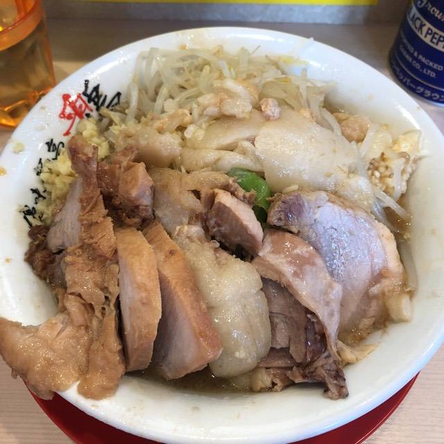 いち ガッツリ ラーメン 豚